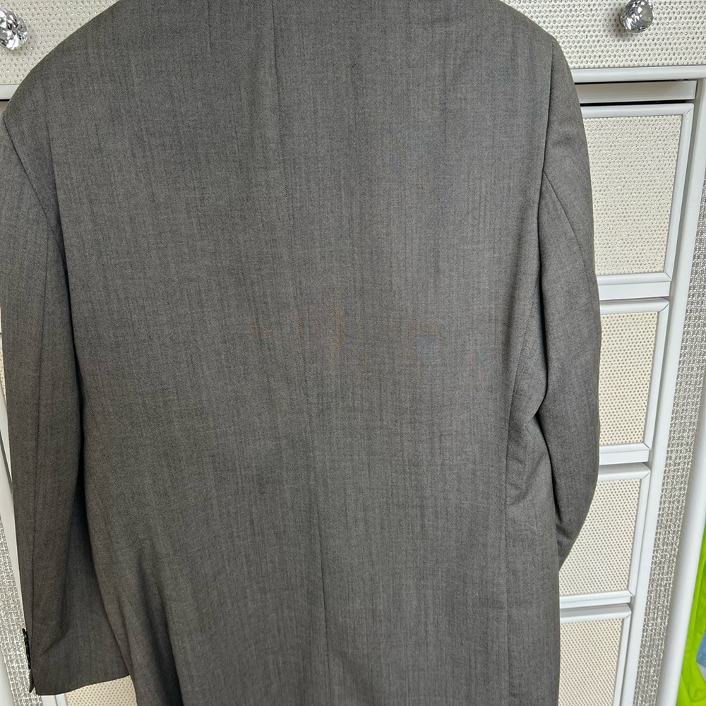 Men’s Kasper gray suit, 44, 38 x30, used - Picture 3 of 8